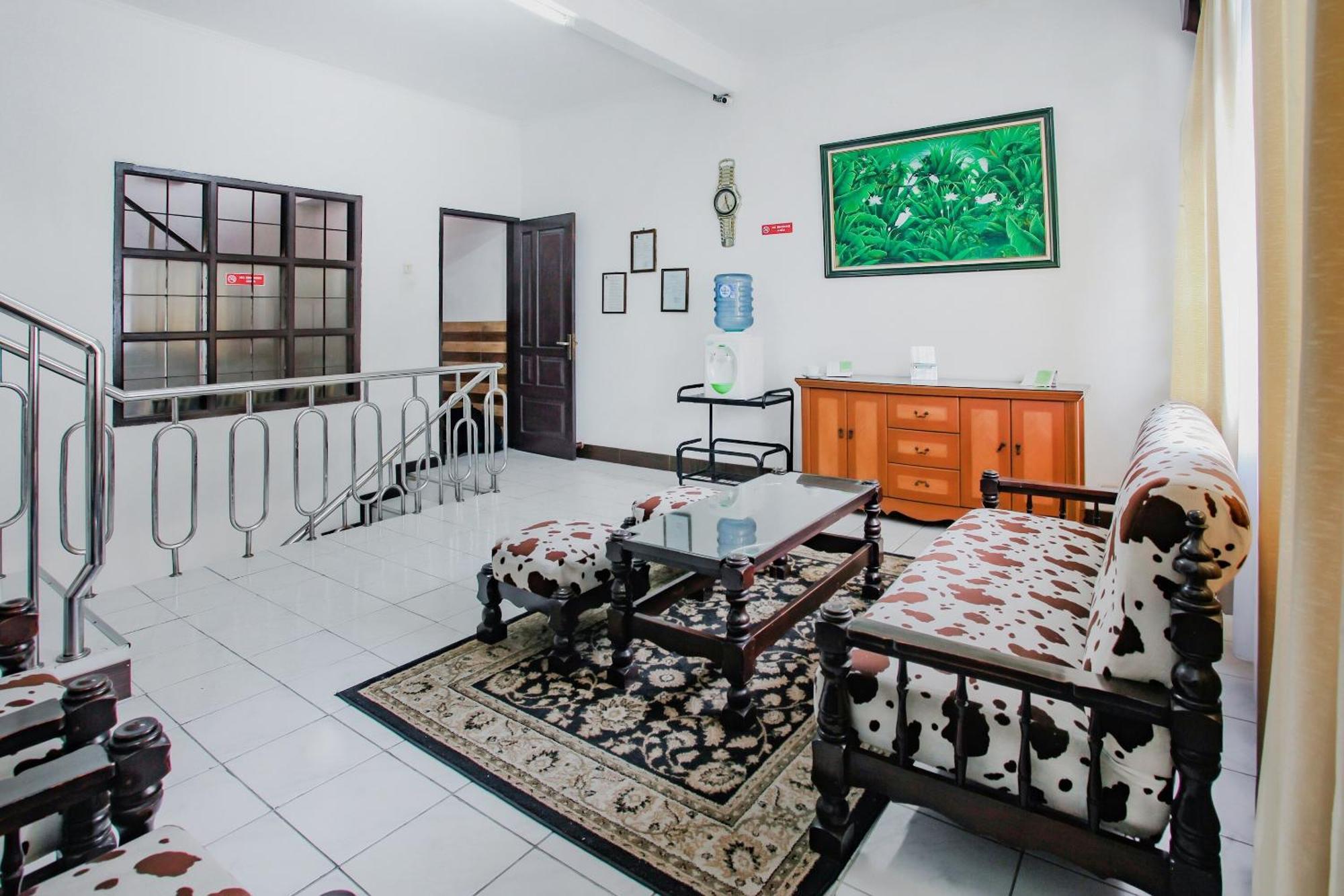 Oyo Life 90091 Wisma Pakuan Syariah 茂物 外观 照片