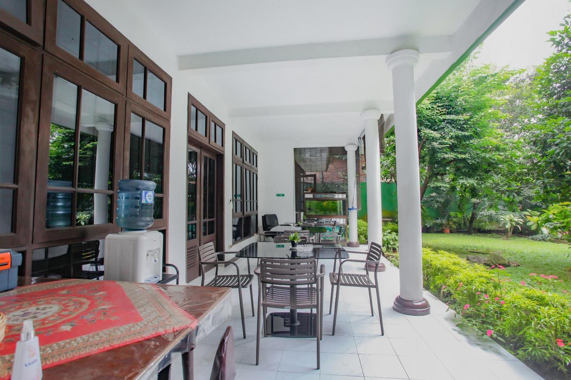 Oyo Life 90091 Wisma Pakuan Syariah 茂物 外观 照片